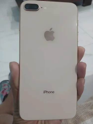 Celular iphone 8 plus 64 gb cor titânio deserto