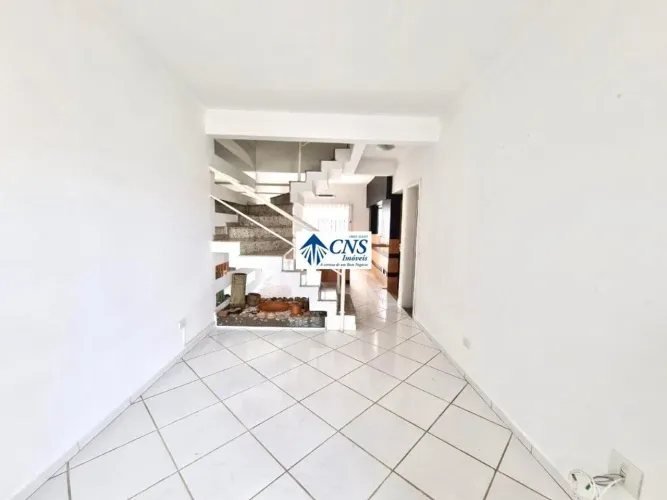 Sobrado - Bairro Tarumã - 206,12 m² útil, terreno de 412,24 m².