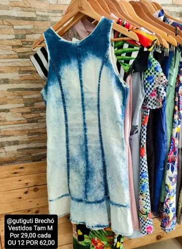 BRECHO FEMININO 700 PEÇAS POR 3.000,00