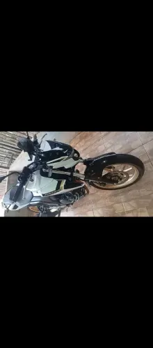 Vendo fazer ano 2025 moto nova