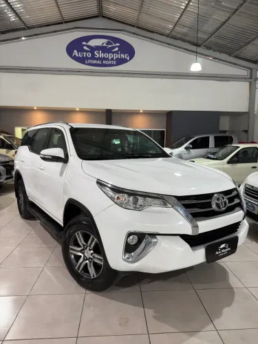 Toyota Hilux SW4 SR 4X2 2.7/ 2.7 Flex 16V Aut. 2017