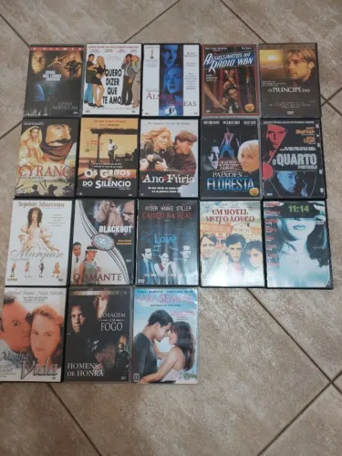 Lote com 18 DVD - Títulos diversos