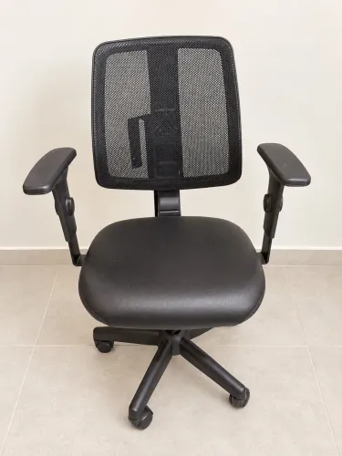 Cadeira Ergonômica Cavaletti C3 - Excelente Estado (não usada)