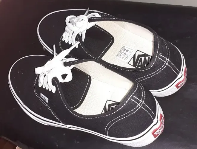 TENIS MARVA VANS PRETO NOVO TAMANHO 40