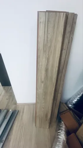 Vende se 200 metros de laminado , valor 500 retirada Taguatinga Norte, *