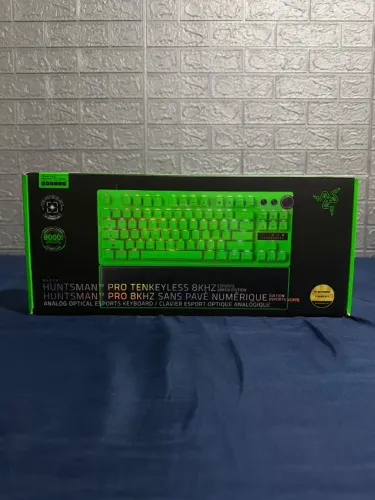 Teclado RAZER Huntsman V3 PRO TKL 8k hz (LACRADO)