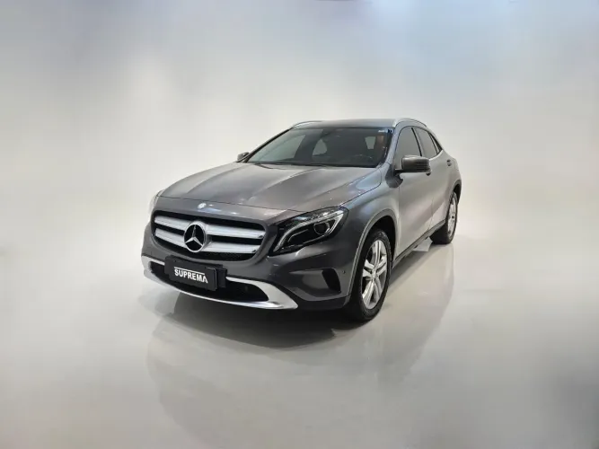 Mercedes-Benz GLA 200 Adv. 1.6/1.6 TB 16V Flex Aut. 2016