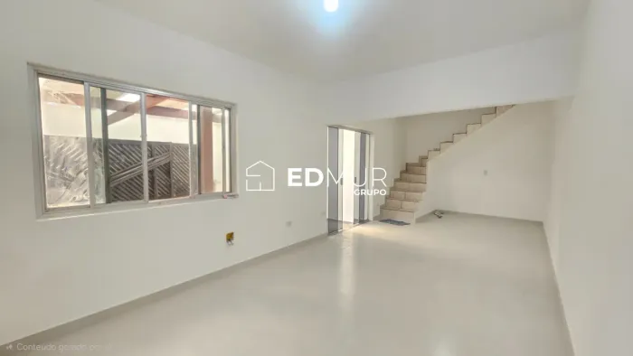 SOBRADO para EM BREVE com 200m² no bairro Vila Luzita com 4 quartos e 3 vagas. Santo André