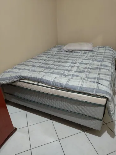 Cama Box casal com colchão