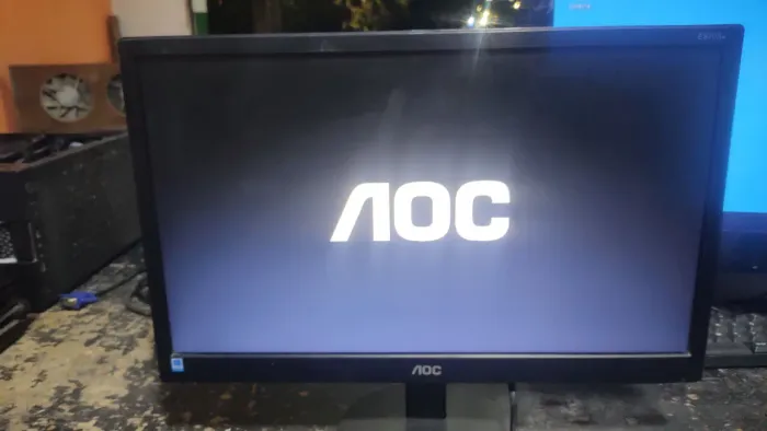 monitor 18.5