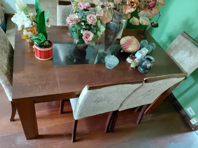 Mesa De Jantar Gianini 6 Lugares Com 6 Cadeiras