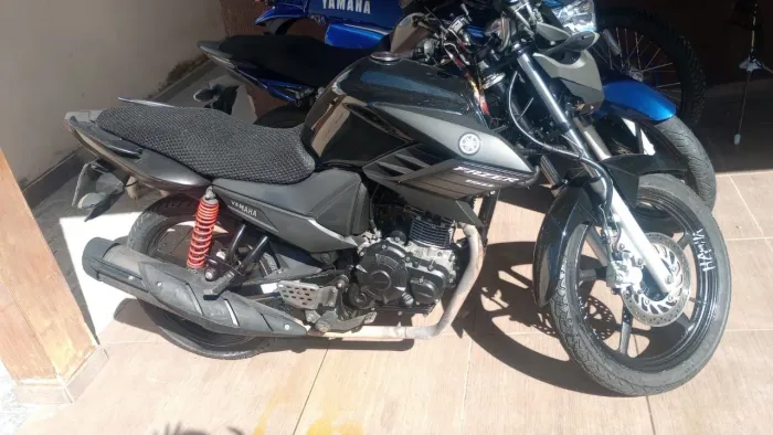 Vende se Yamaha fazer 150