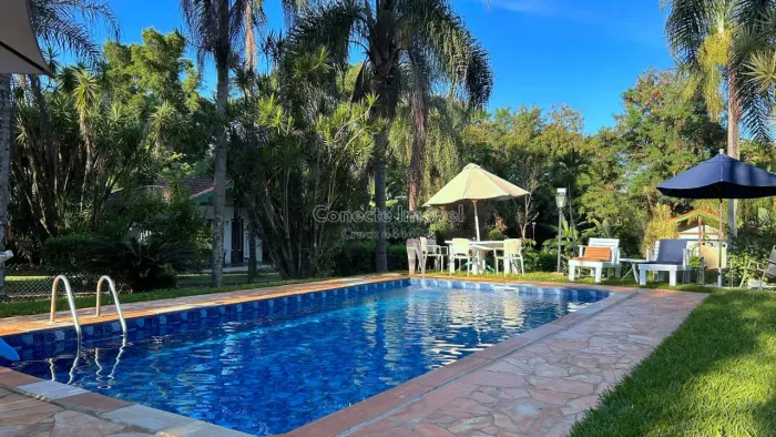 Pousada à venda em Holambra/SP com 11 chalés mobiliados, casa sede, área de lazer e excele
