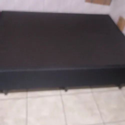 Box de cama de casal tamanho bom ótima nova