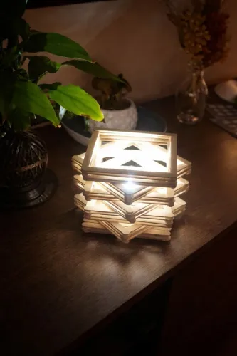 Luminaria Artesanal Decorativa com LED