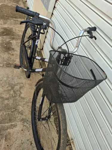 Vendo linda bicicleta poti caloi boa entrego 245 e entrego * sou de Porto Velho 