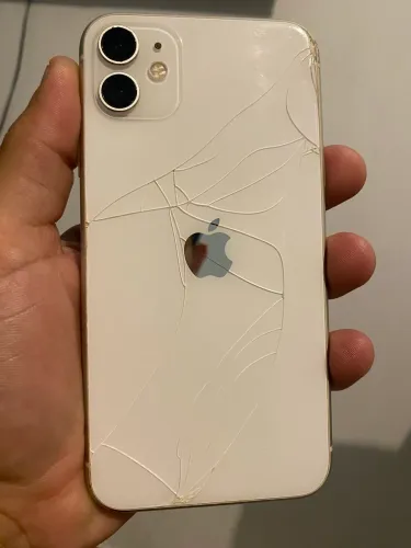 VENDO IPHONE 11 64gb