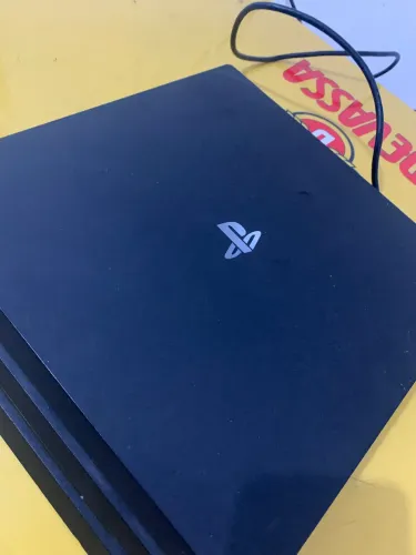 PS4 PRO 1TB