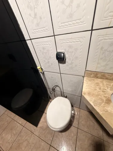 Aluga sobrado semi mobiliado