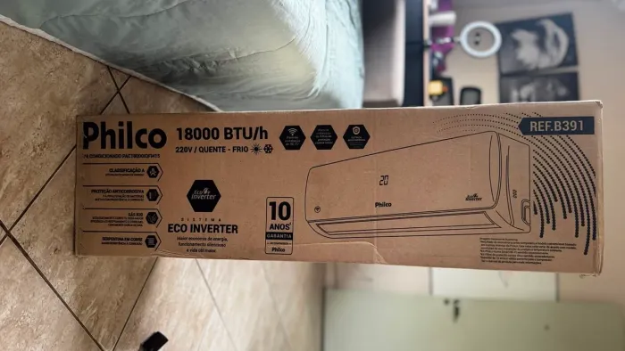 AR CONDICIONADO 18.000 BTUs SPLIT Quente/Frio - Novo