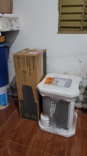 Ar condicionado split Electrolux 18.000 inverter novo zerado com a nota fiscal