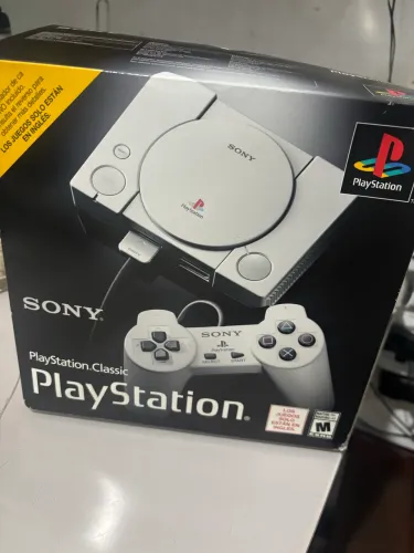 Vendo mini vídeo game PlayStation, para colecionador