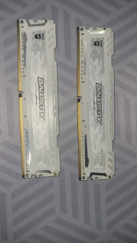 Mem RAM 2x8G 2400mhz Crucial full white