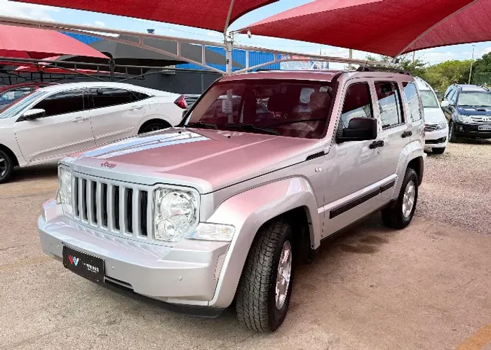 Jeep Cherokee Sport 3.7 4X4 V6 12V Aut. 2012