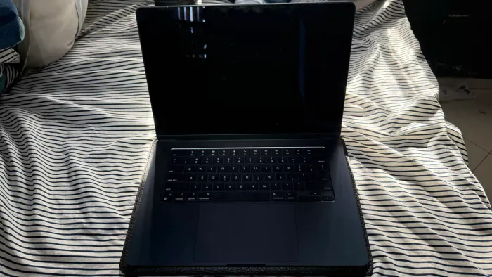 MacBook Air M3 16gb RAM 15 polegadas