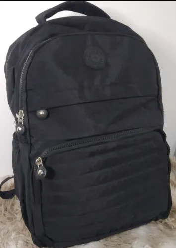 Mochila tamanho grande importada impermeável nova preta