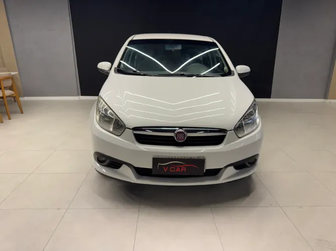 Fiat Grand Siena Essence 1.6 Flex 16V 2015