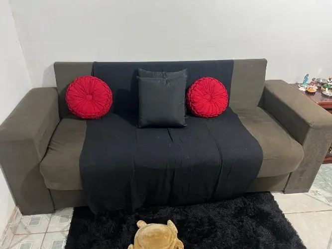Sofá 3 lugares 