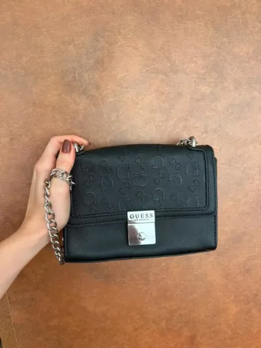 Bolsa Guess - Preta - Pouco Usada