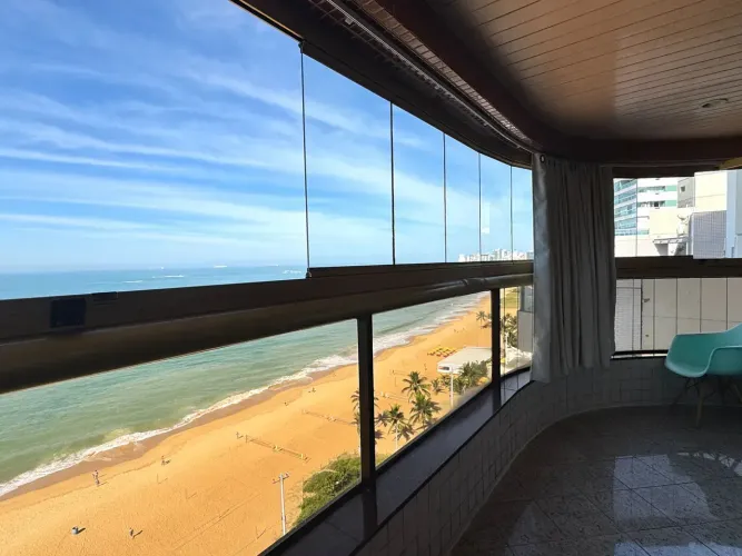 FLAT a venda possui 55 metros quadrados com 1 quarto em Praia da Costa - Vila Velha - ES