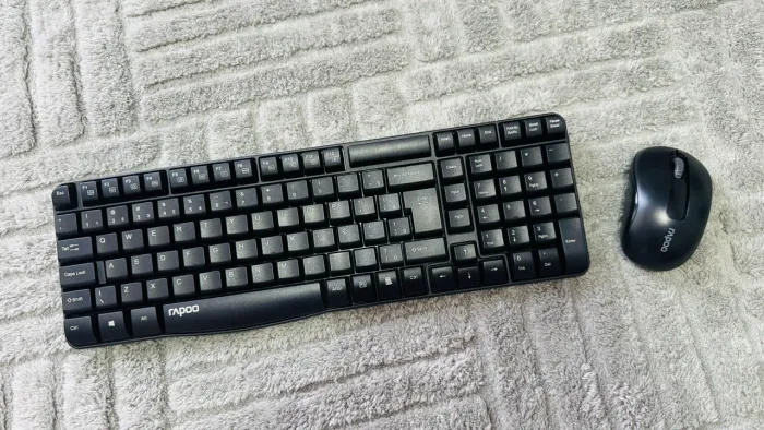 Teclado e mouse sem fio