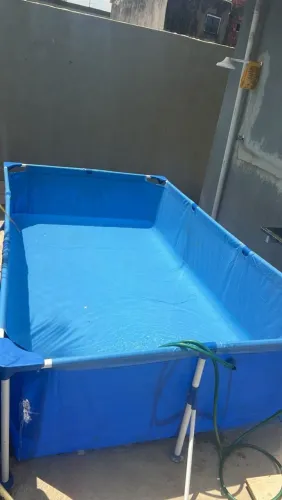 Piscina grande 3.700 litros