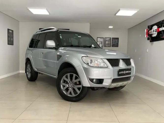 Mitsubishi Pajero TR4 2.0 Flex 16V 4X2 Aut. 2015