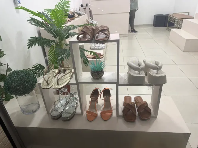 EXPOSITOR DE VITRINE