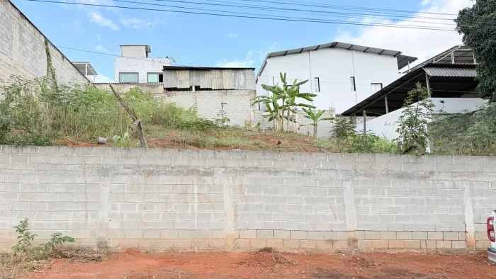 Vendo lote no Agostinho Simonato