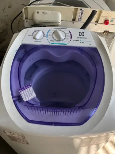 Máquina de lavar Electrolux 6 kilos