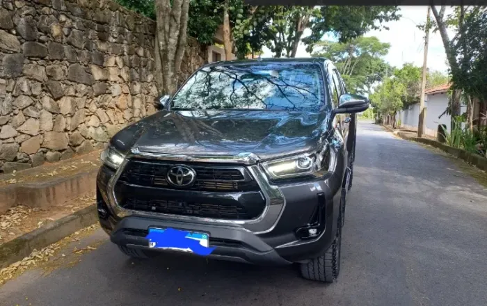 Toyota Hilux CD SRX 4X4 2.8 TDI 16V Diesel Aut. 2022