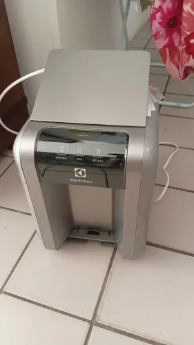 Purificador de água Electrolux 