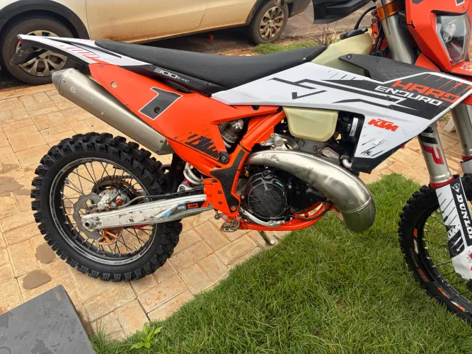 Ktm 300 exc six days 