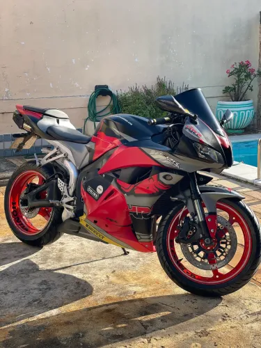 CBR600RR REDBULL CARENAGEM EXCLUSIVA