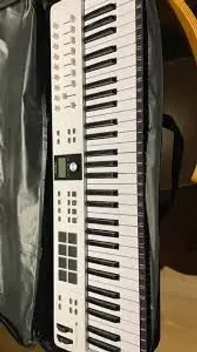 Teclado controlador arturia