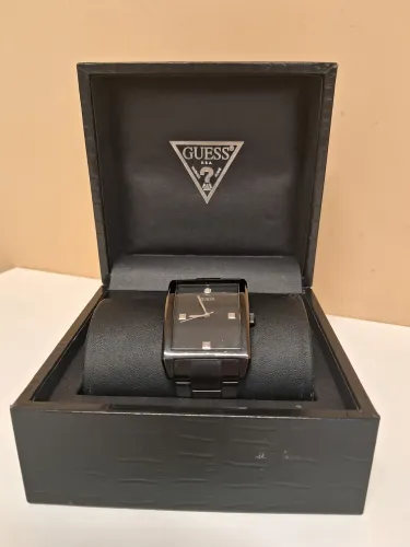 Relogio Guess caixa original e certificado 