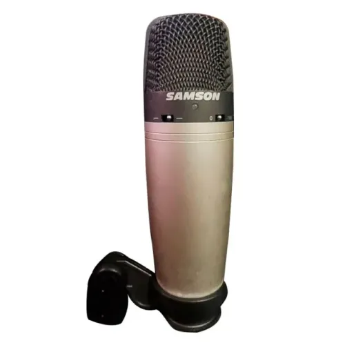 Microfone Samson C03 Condensador Supercardioide, Omnidirecional, Bidirecional cor prateado