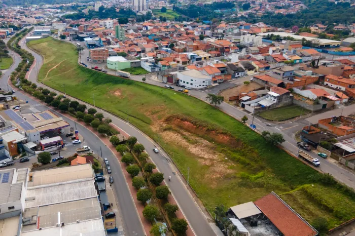 Terreno comercial para venda em Porto Feliz, 449m²