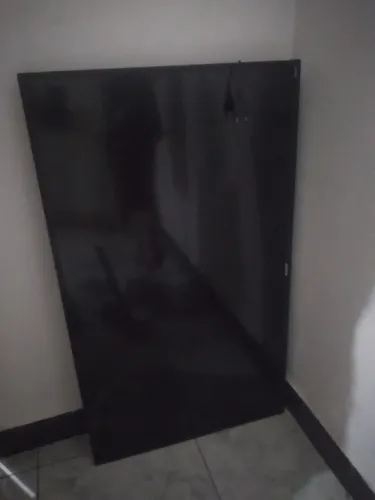 Vende-se TV de 43 polegada