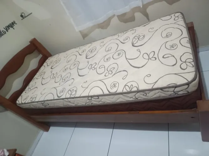 CAMA E COLCHÃO ( ANGELIN / EUROSONO )